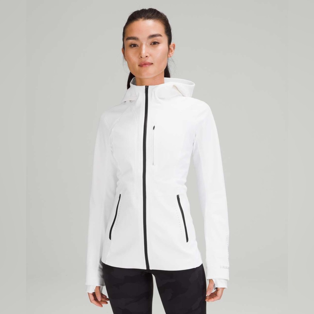 lululemon Cross Chill Jacket